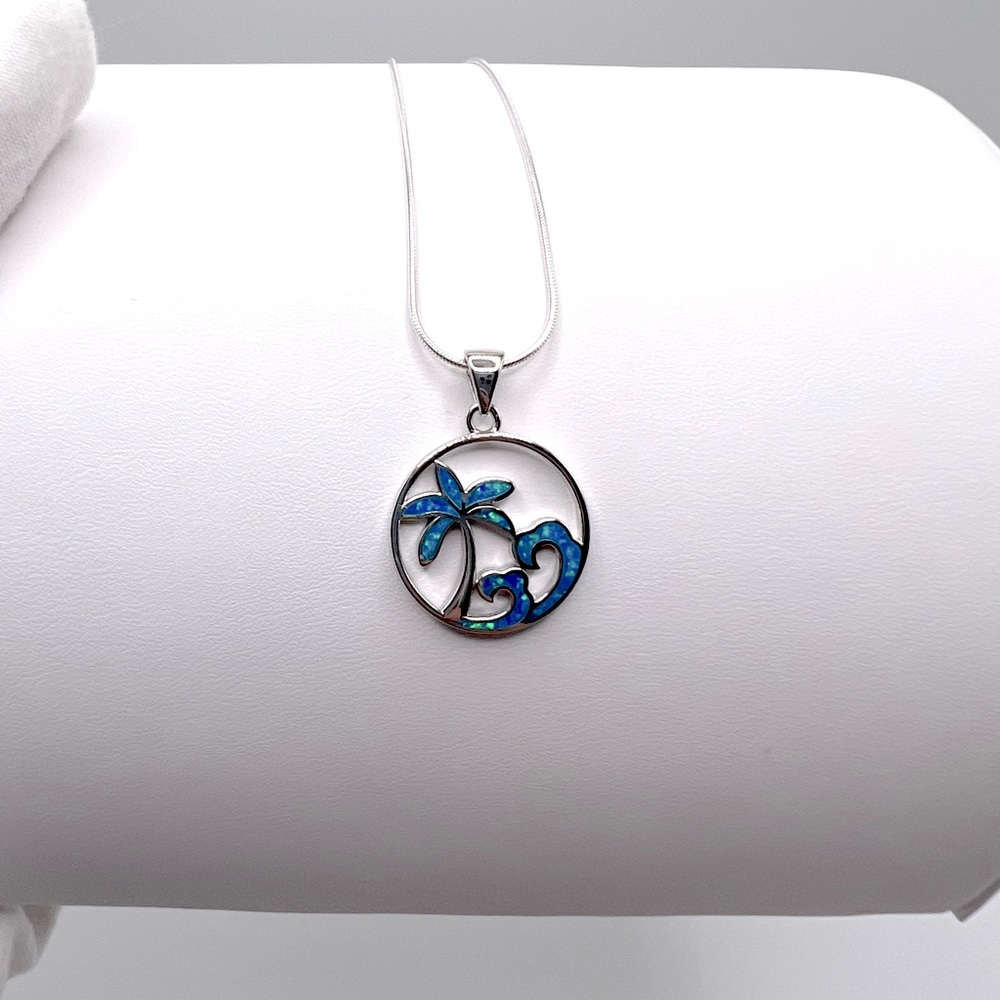 .925 Sterling Silver Waves and Palm Tree Necklace - Picture 8 of 16